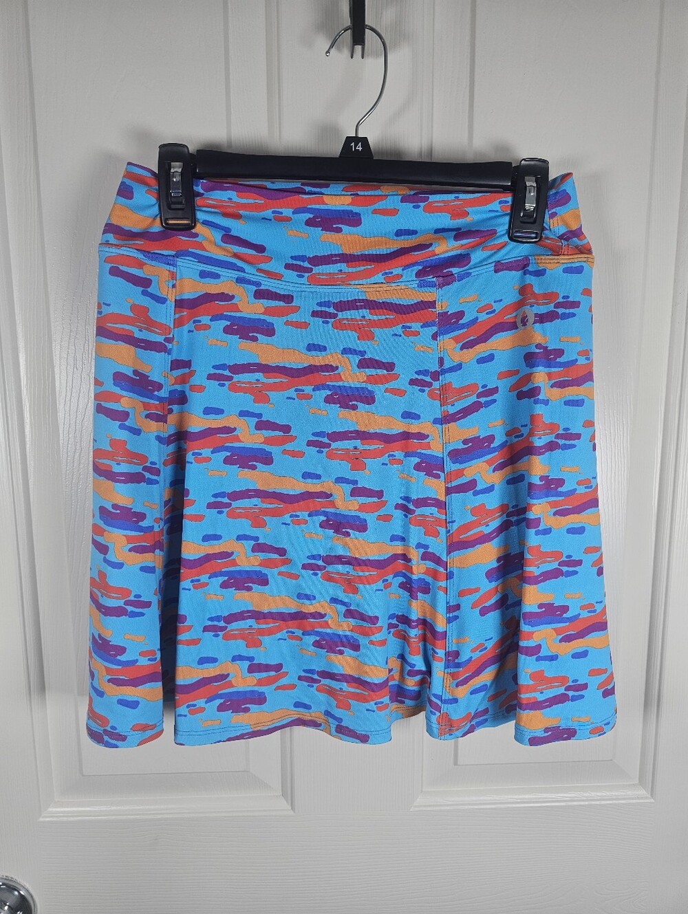 Dona Jo "Waves" Soar Skort Size L